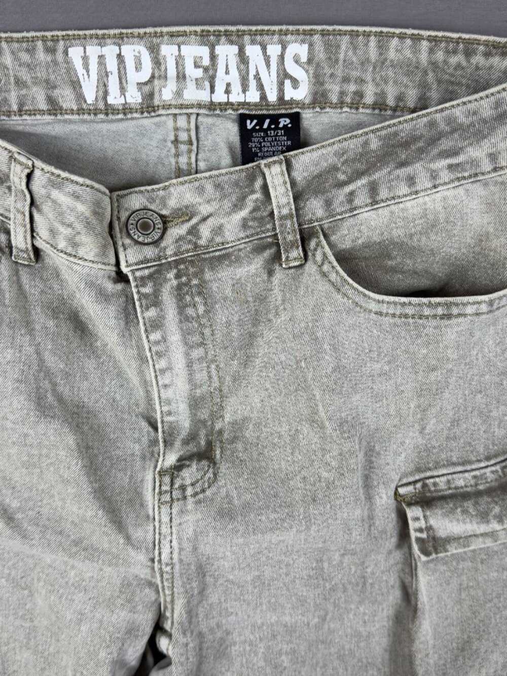 NWOT Baggy Cargo Jeans size 13/31 - Picture 2 of 3